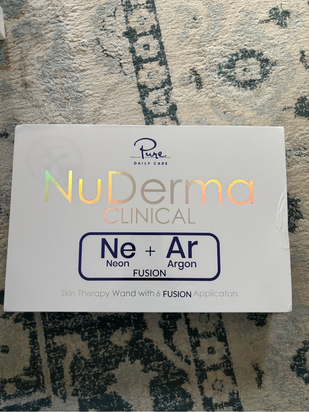 Brand New NuDerma Clinical Neon + Argon Fusion Skin Therapy Wand in White